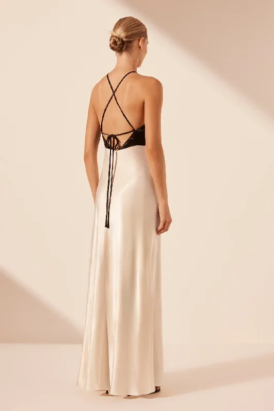 LINO CROSS BACK HALTER MAXI DRESS - CREAM/BLACK