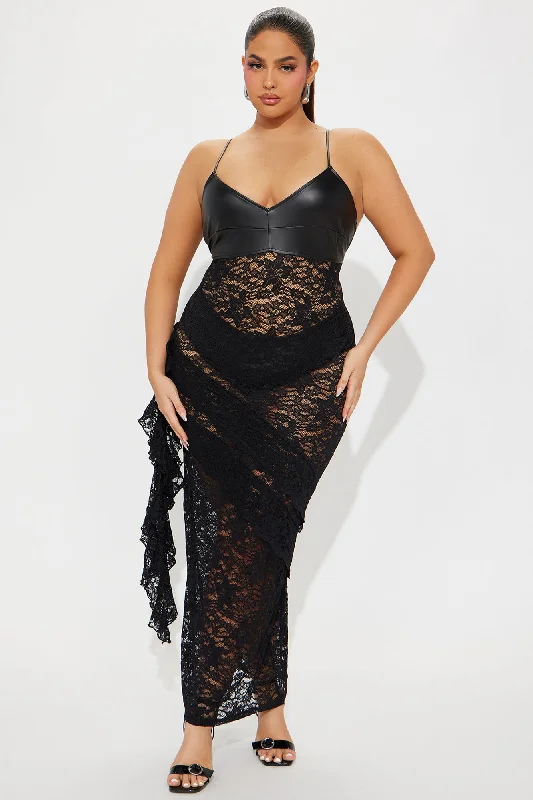 Ashley Lace Maxi Dress - Black